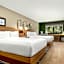 The Inelle, Oakhurst Yosemite, a Tribute Portfolio Hotel