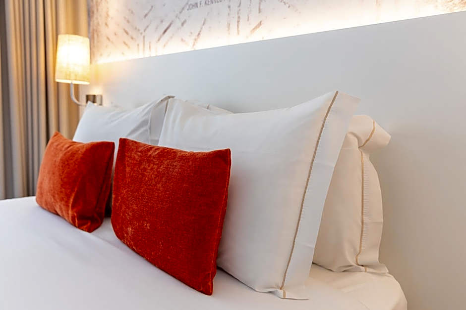 The ICONS Lisbon Central Hotel