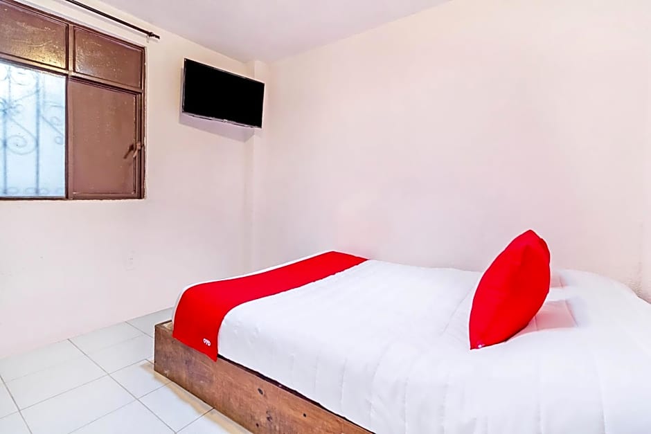 OYO Hotel La Luna