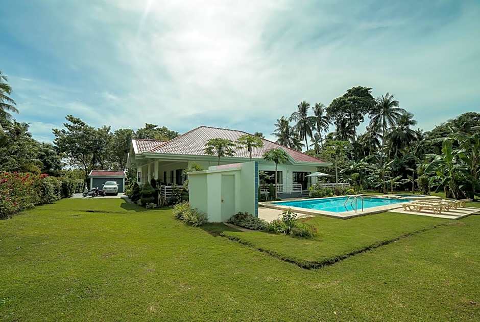 Bohol White House Bed & Breakfast