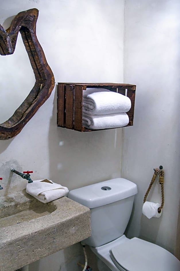 Ahava Hotel
