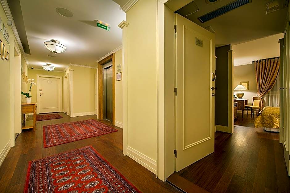 Marrol's Boutique Hotel