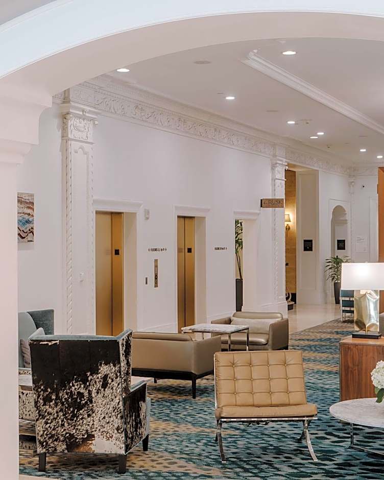 Club Quarters Hotel in Houston