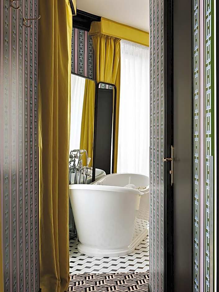 Hôtel Les Deux Gares & Spa