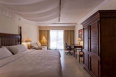 Premium King Room