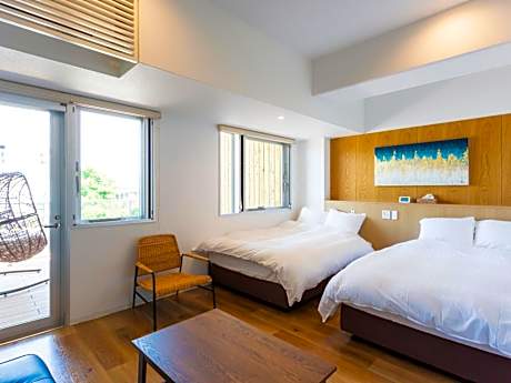 Family Room with Mountain View