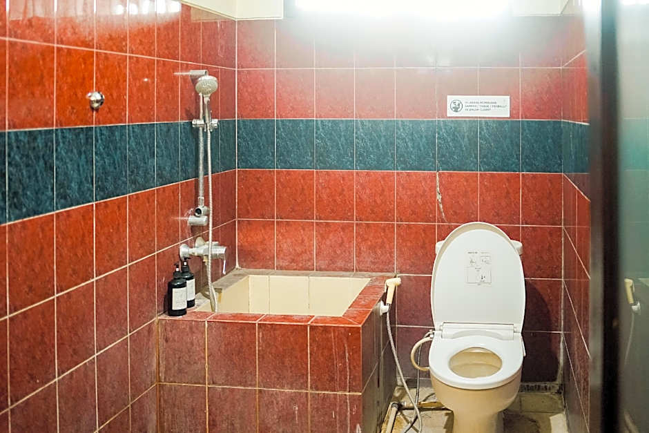 My Cafe Hotel near UGM Yogyakarta Mitra RedDoorz