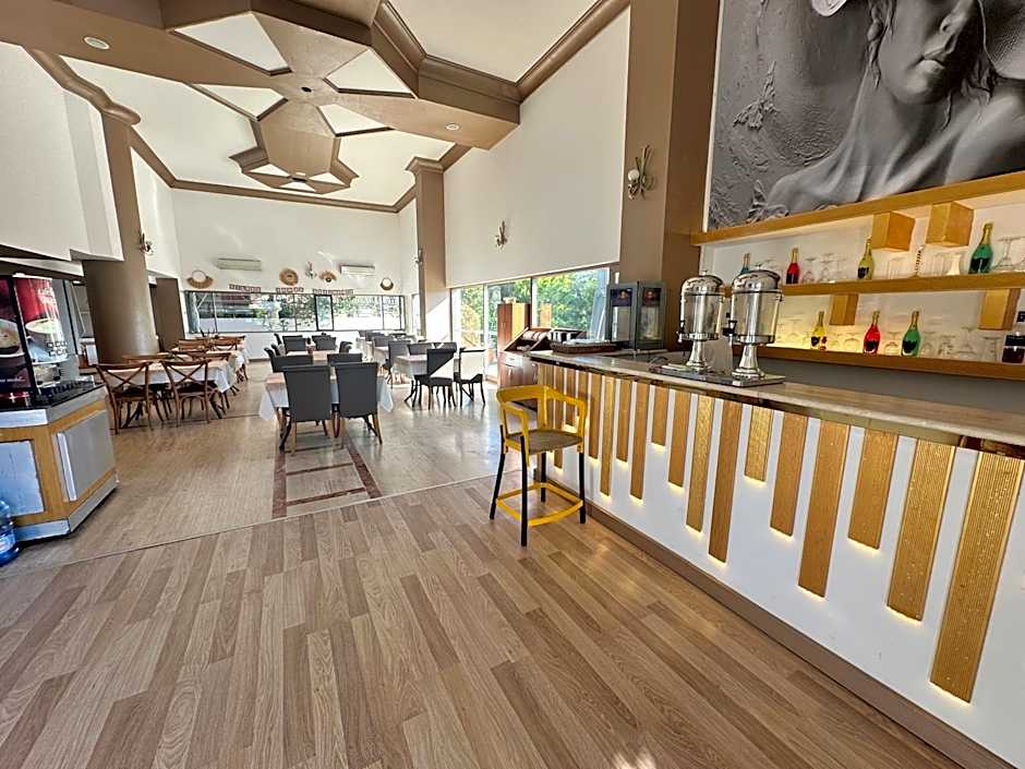 Silver Tower Family Apart Otel