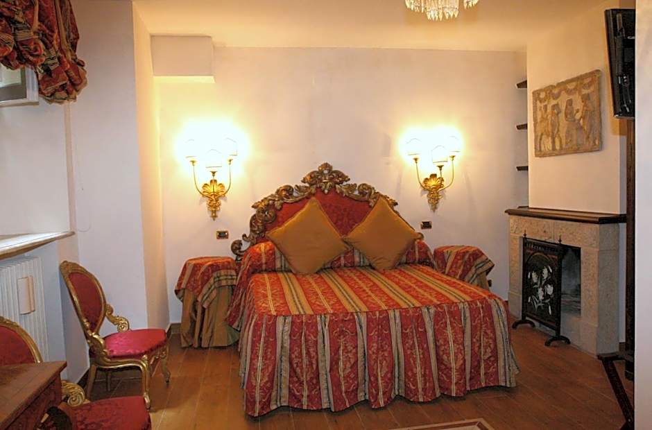 Navona Gallery Suites