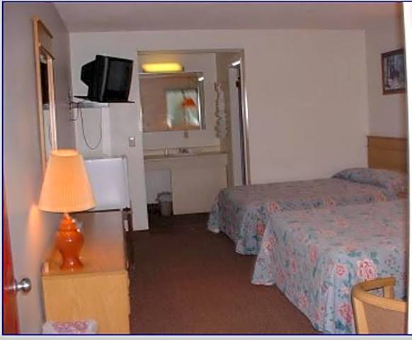 Port Lodge Motel