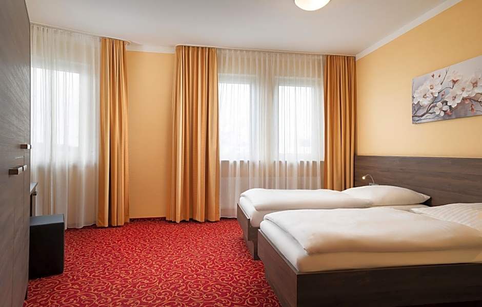 ates Hotel Lampertheim by AURUM