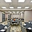 The Cincinnatian Hotel, Curio Collection by Hilton