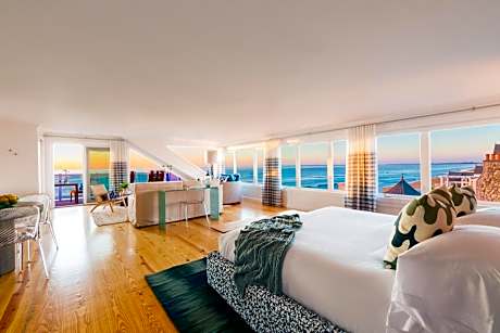 Blue - Inn on the Beach