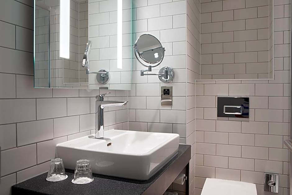 Holiday Inn Bolton Centre By IHG