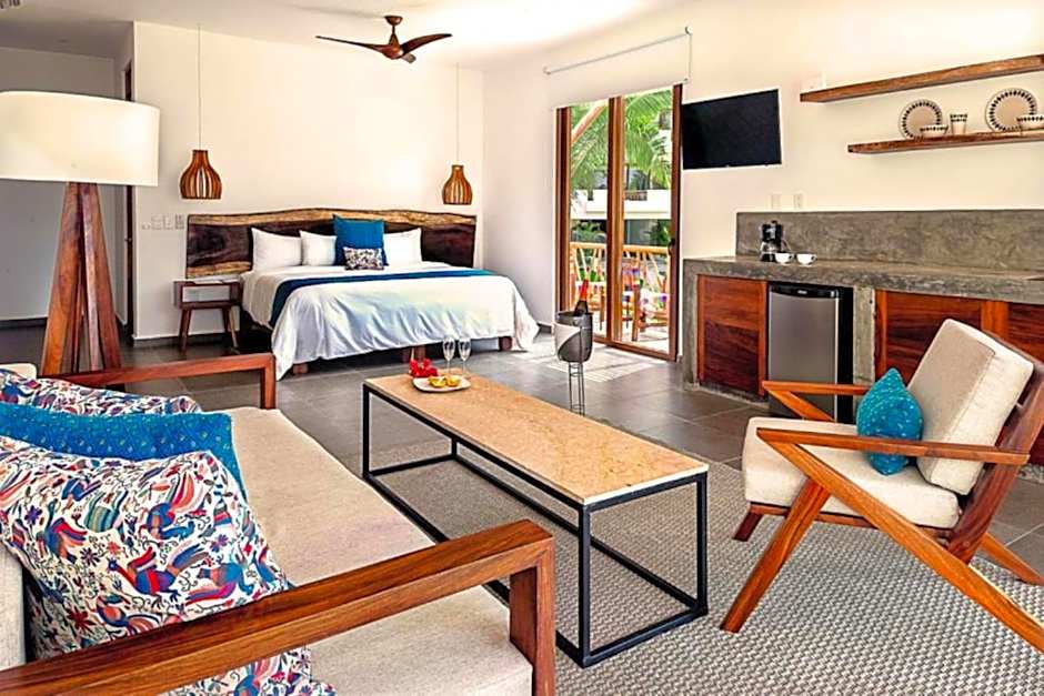 Ysuri Sayulita - Beachfront Hotel
