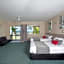 Sarina Beach Motel