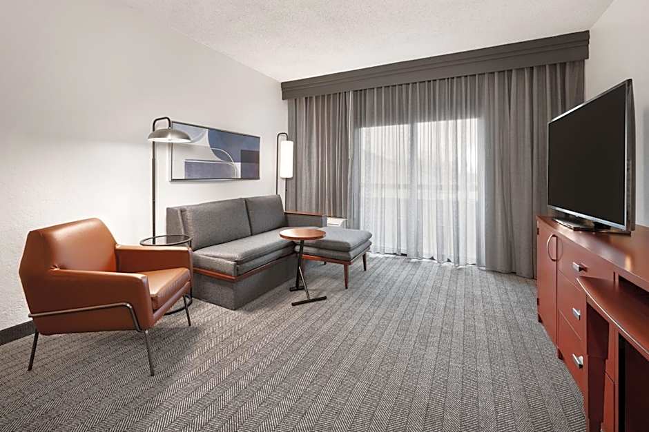 Courtyard by Marriott Memphis Airport