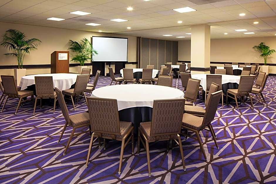 Sheraton Grand Los Angeles