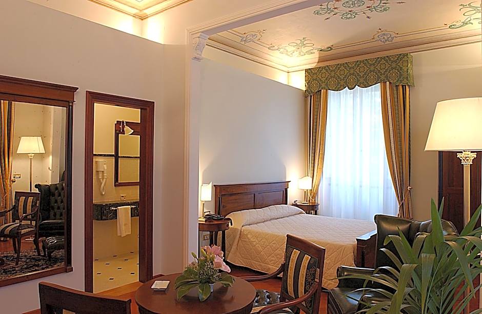 Photo 1 of 2 of Junior Suite