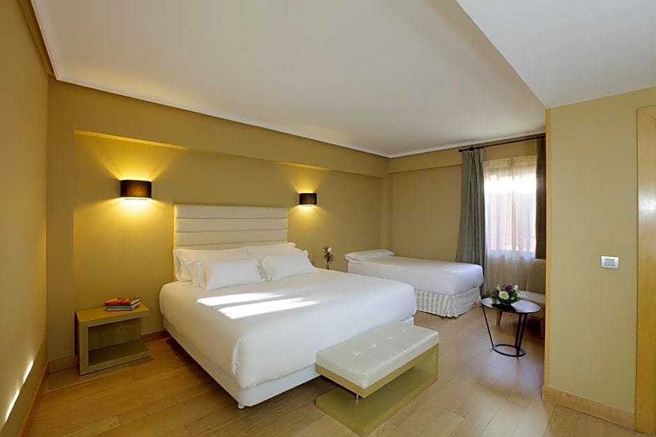 NH Collection Caceres Palacio de Oquendo