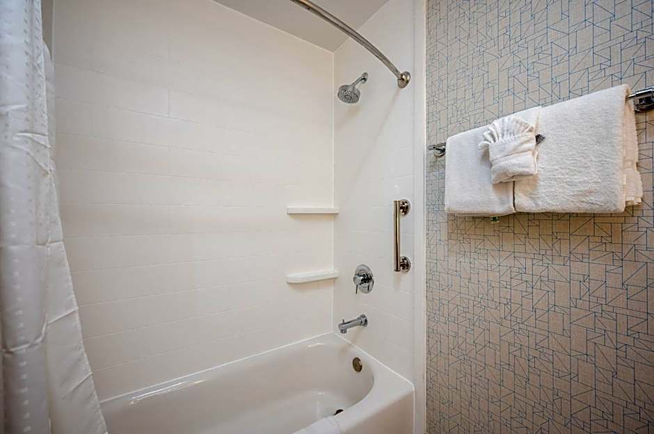 Holiday Inn Express Grover Beach-Pismo Beach Area By IHG