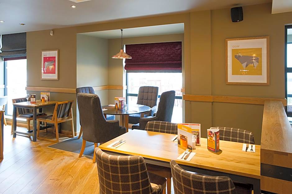 Premier Inn Stirling City Centre