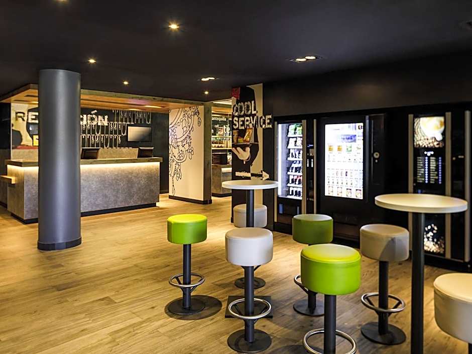 Ibis Budget Málaga Aeropuerto Avenida de Velazquez