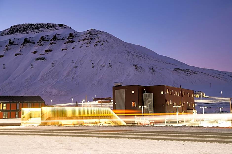 Svalbard Hotell | The Vault