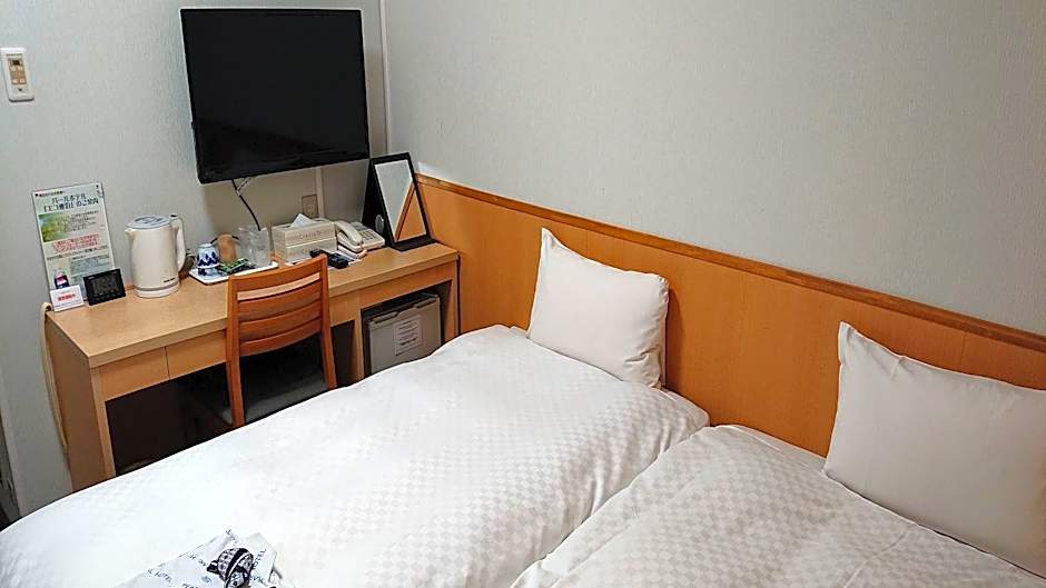 Pearl Hotel Ota