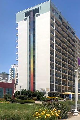 Four Sails Resort