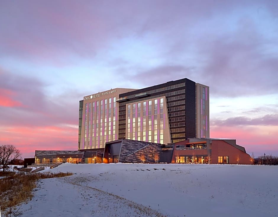 Omni Viking Lakes