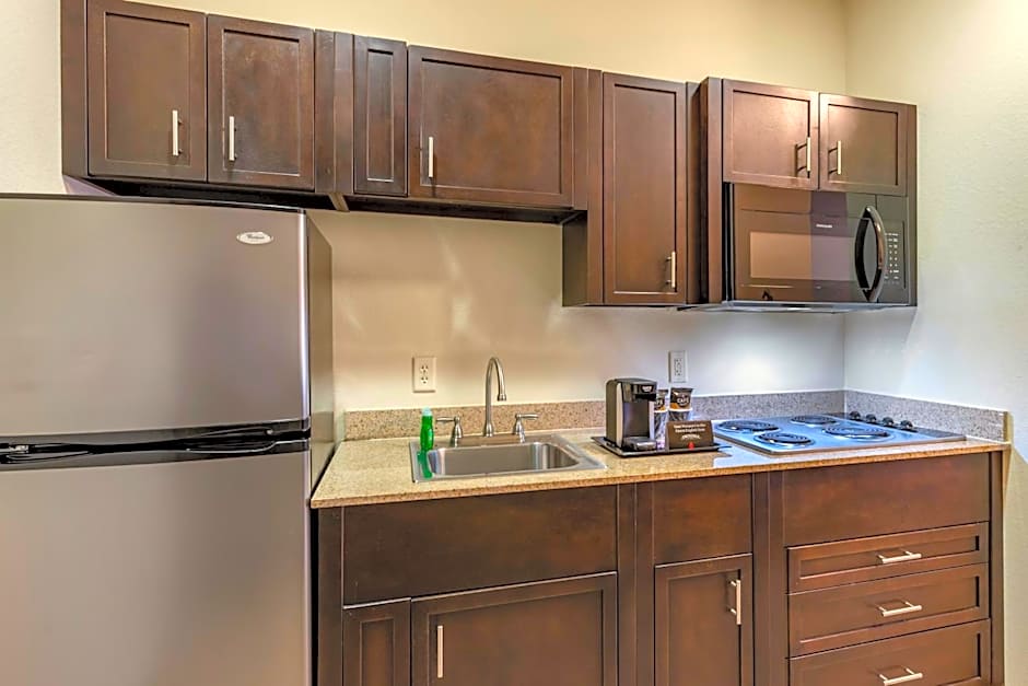 Stay-Over Suites - Fort Gregg-Adams Area