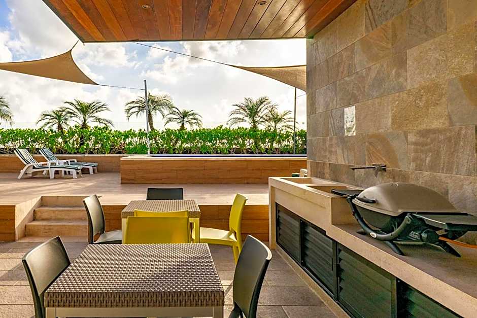 Opal Suites Apartments
