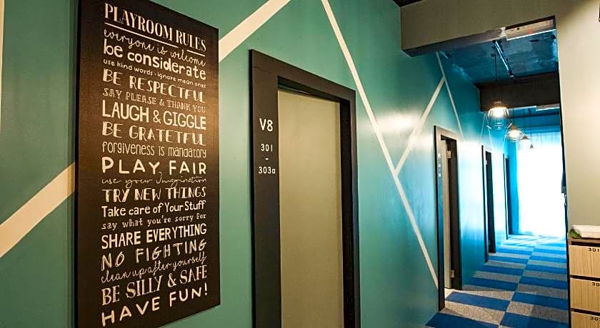 Vibrant Hostel