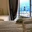 Akrotiri Hotel