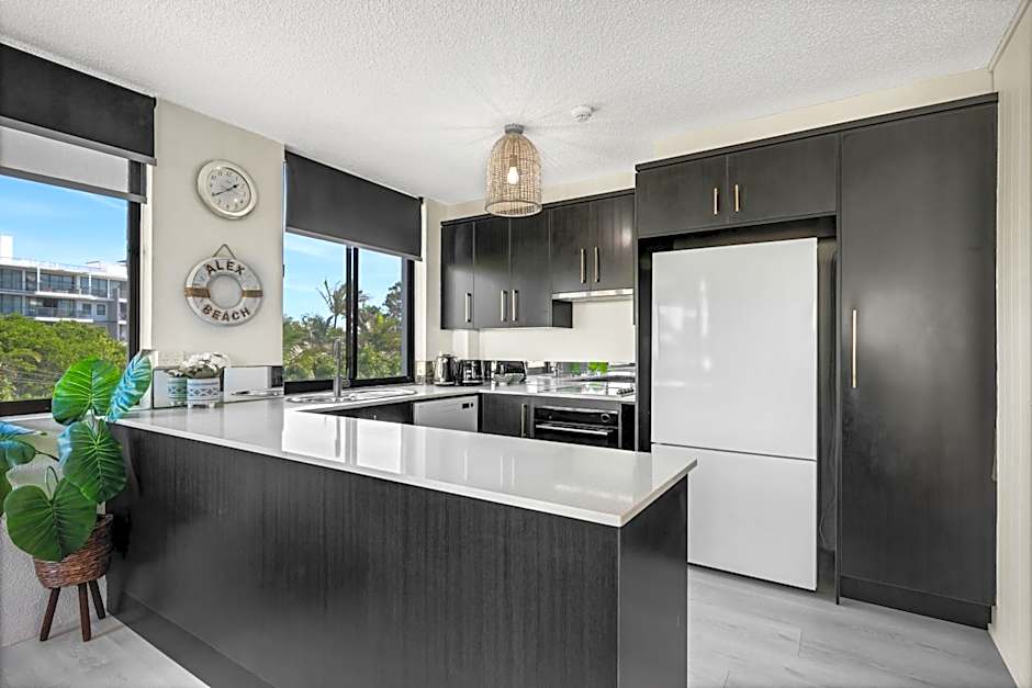 Mylos Holiday Apartments