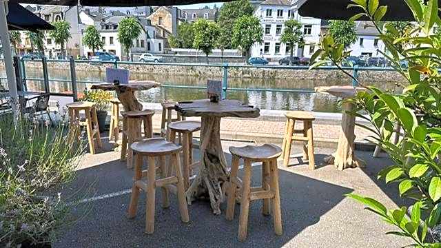 MAISON de VACANCES Bouillon 36 personnes