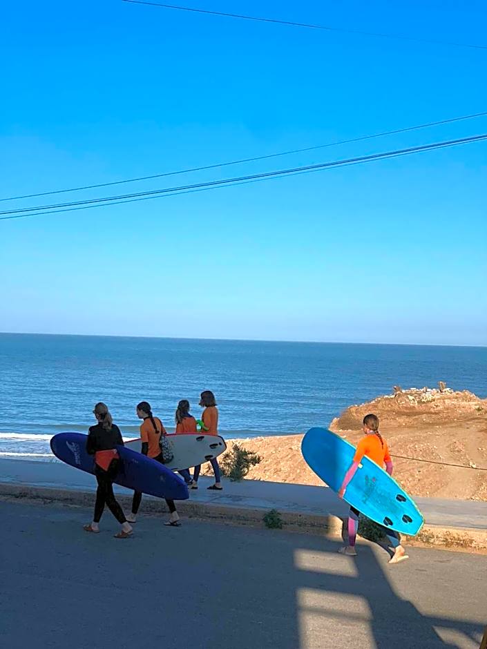 BIG BLUE guest house