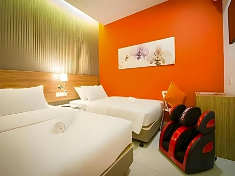 Royal Room