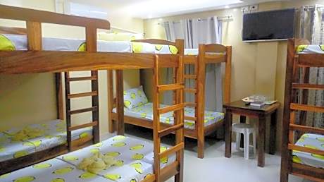 8-Bed Mixed Dormitory Room