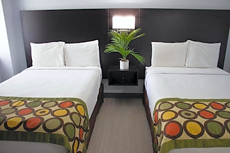 Ocean Front Suite Lower Floor