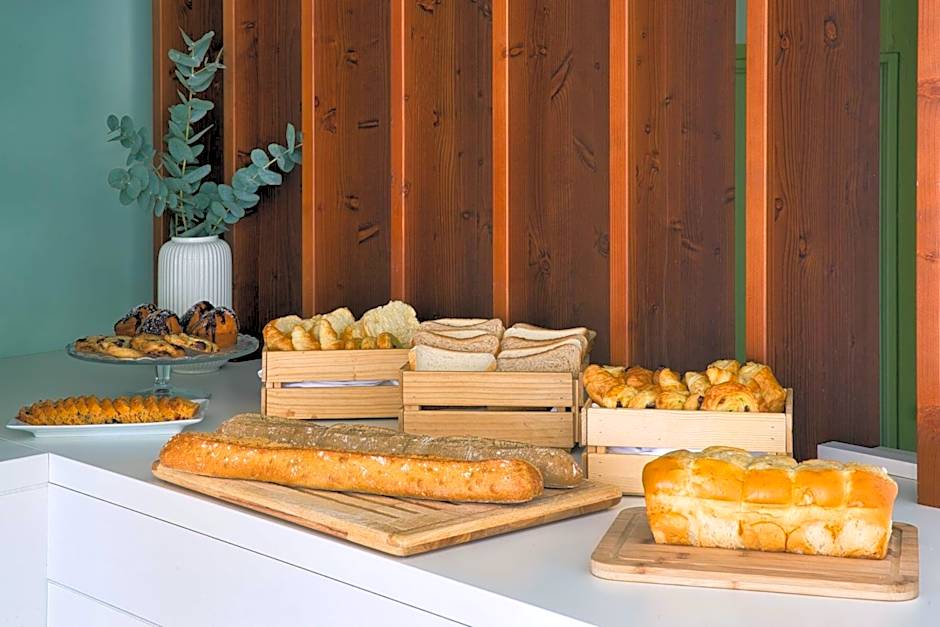 Paradou Mediterranee, BW Signature Collection