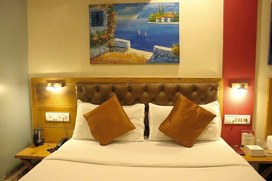 Hotel Grandeur-Near Mumbai International Airport