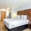 Red Lion Inn & Suites Des Moines