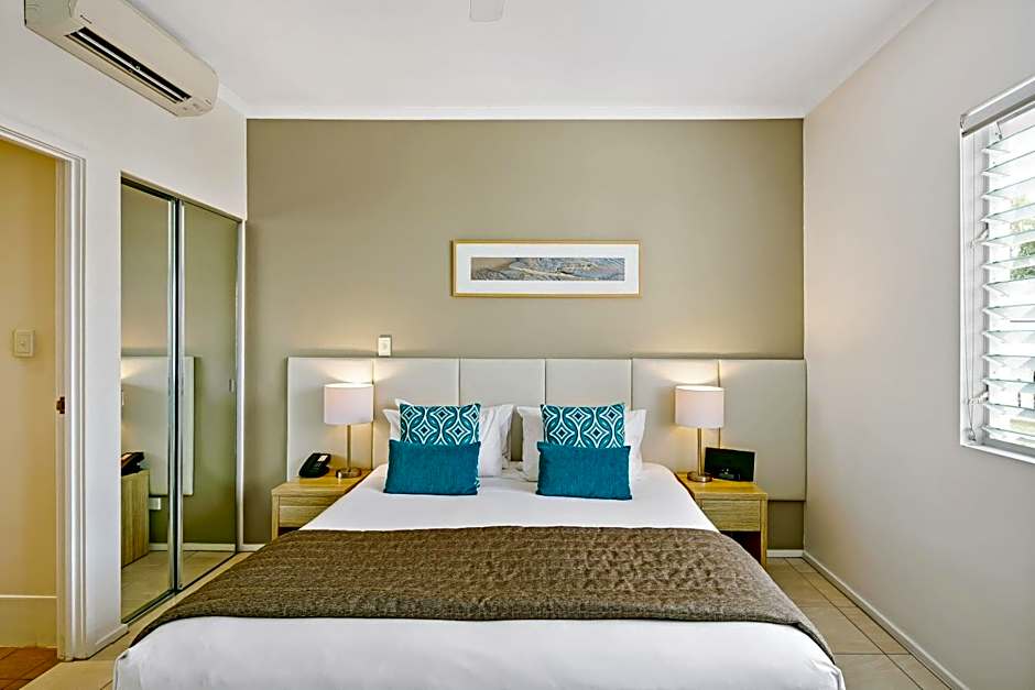 Mantra PortSea Port Douglas