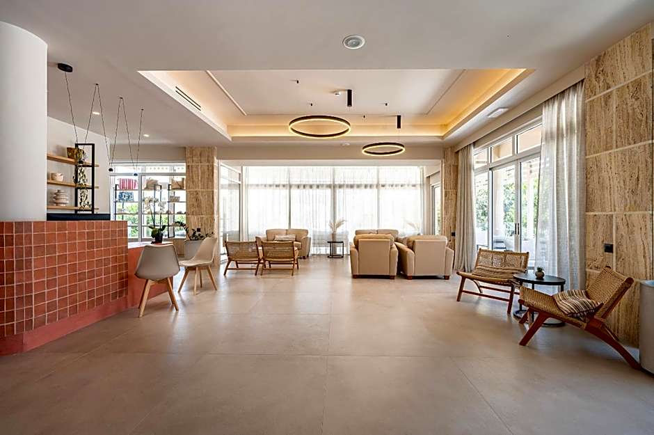 Time to Smile Saline