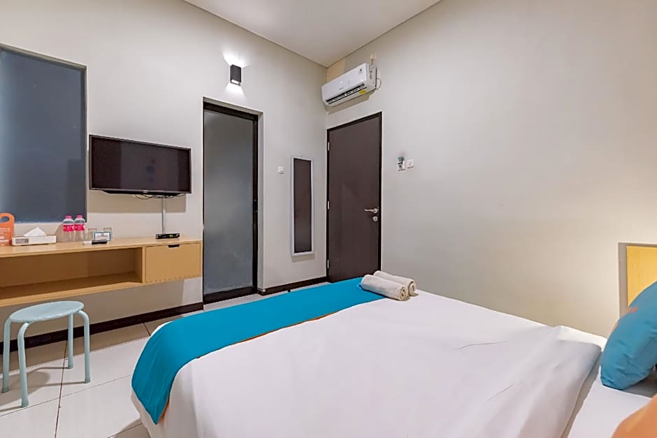 Sans Hotel Good Wish Semarang