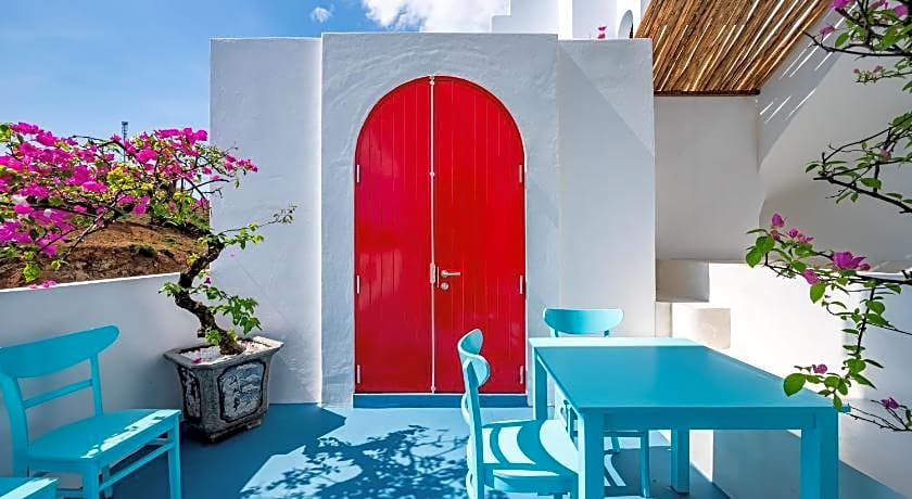Happiness Hotel