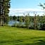 Pike's Waterfront Lodge