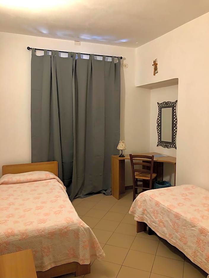 Residenza Pitigliano Gens Petilia - Nuova gestione
